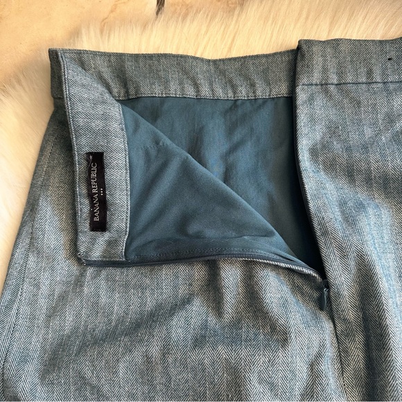 Banana Republic Houndstooth Pencil Skirt - Picture 6 of 6